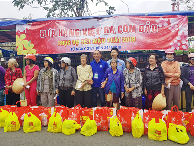Hội chợ đưa hàng Việt ra Côn Đảo