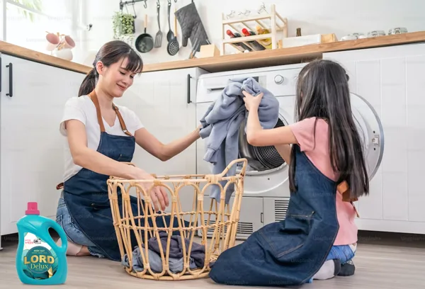 Khám phá nước giặt Lord Delux giữ màu quần áo tốt, siêu sạch & siêu thơm