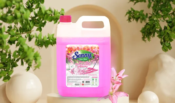 Trải Nghiệm Nước Lau Sàn Senny Lily – Từ Sạch Sẽ Đến Hương Thơm Dịu Nhẹ