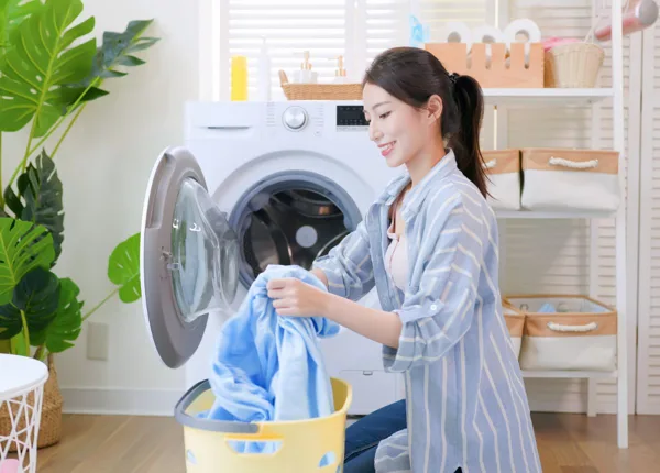 Solution for washing and maintaining Form standard clothes in just 1 step with Lord washing liquid