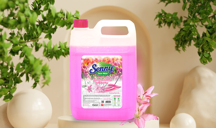 Trải Nghiệm Nước Lau Sàn Senny Lily – Từ Sạch Sẽ Đến Hương Thơm Dịu Nhẹ