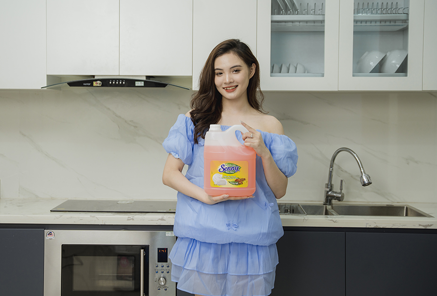 Nàng Nội Trợ Thích Mê – Senny Hương Quế Giúp Rửa Chén Nhanh, Sạch, Thơm