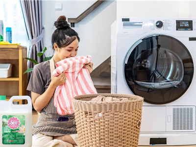 Không Chỉ Thơm – Nước Xả Vải Sen Thuần Khiết Còn Khiến Chị Em Bất Ngờ Điều Gì?