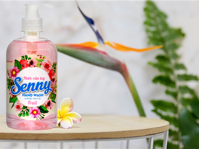 Thơm Mát Từng Giọt – Sạch Khuẩn Cả Ngày Với Nước Rửa Tay  Senny Trái Cây