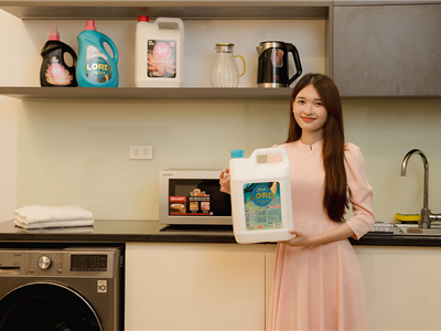 Mềm Dịu, Tinh Tế – Nước giặt Delux Hương Nước Hoa Còn Vương Trên Từng Sợi Vải