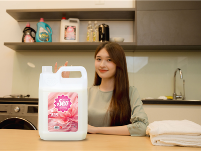 Nước Xả Vải Hương Sen Dịu Dàng – Bí Quyết Cho Áo Quần Thơm Mãi Như Mới